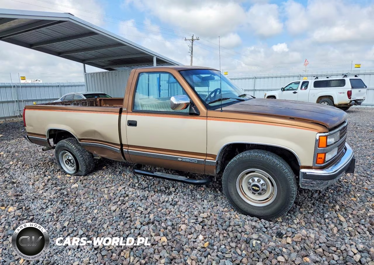 1990 Chevrolet Gmt-400 C2500 VIN:1GCGC24K4LE181088 - 4