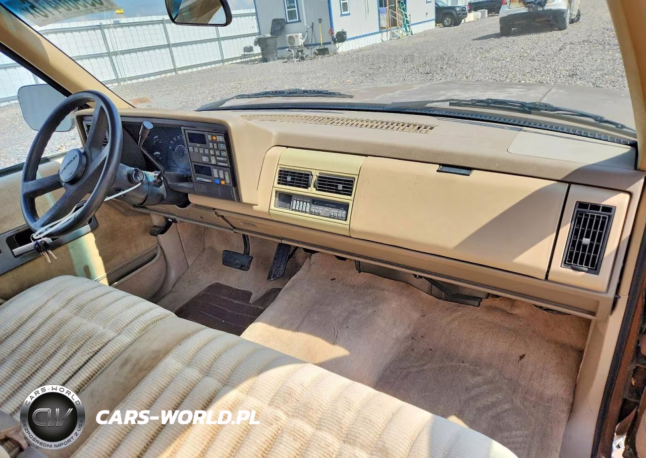1990 Chevrolet Gmt-400 C2500 VIN:1GCGC24K4LE181088 - 8
