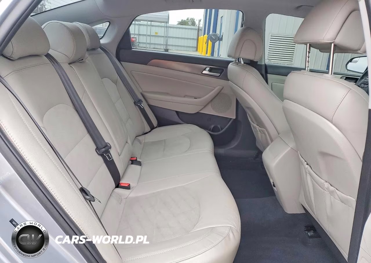 2017 Hyundai Sonata Sport VIN:5NPE34AF3HH578244 - 10
