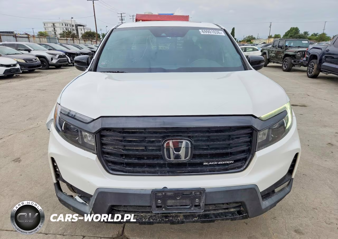 2021 Honda Ridgeline Black Edition VIN:5FPYK3F82MB018400 - 5
