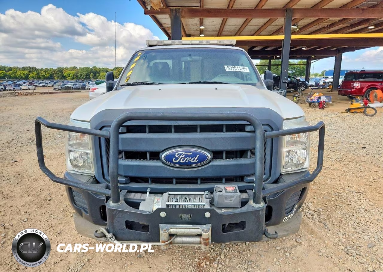 2012 Ford F250 Super Duty VIN:1FTBF2B68CEC32406 - 5
