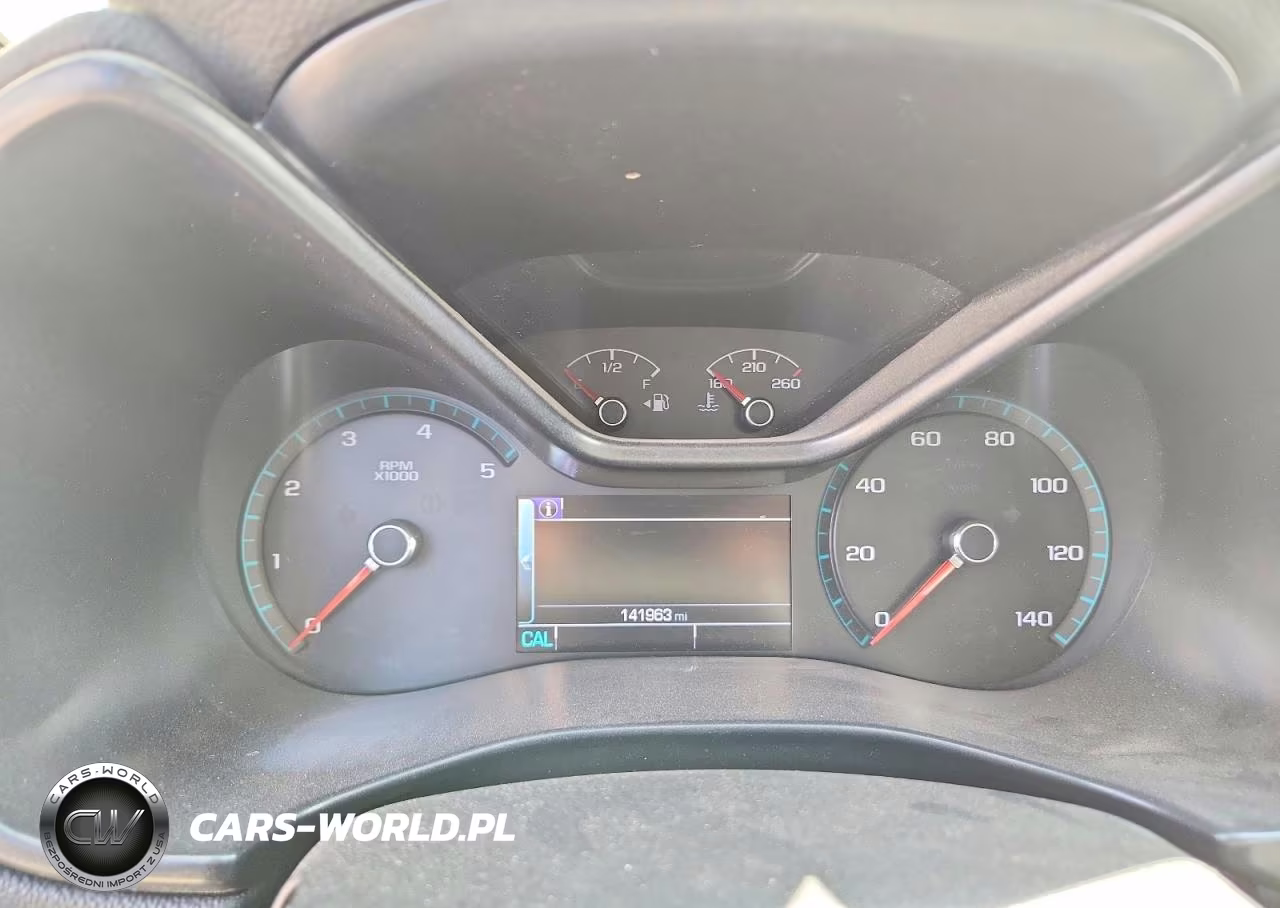 2018 Chevrolet Colorado Z71 VIN:1GCPTDE16J1261899 - 9