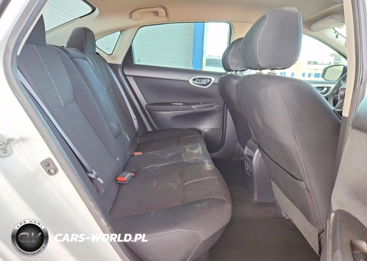 2015 Nissan Sentra S VIN:3N1AB7AP4FY245212 - 10
