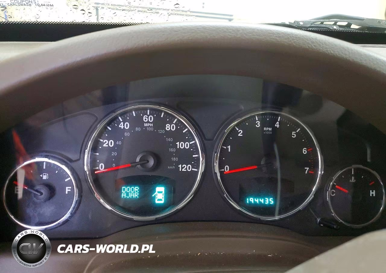 2008 Jeep Liberty Limited VIN:1J8GN58K18W148193 - 9