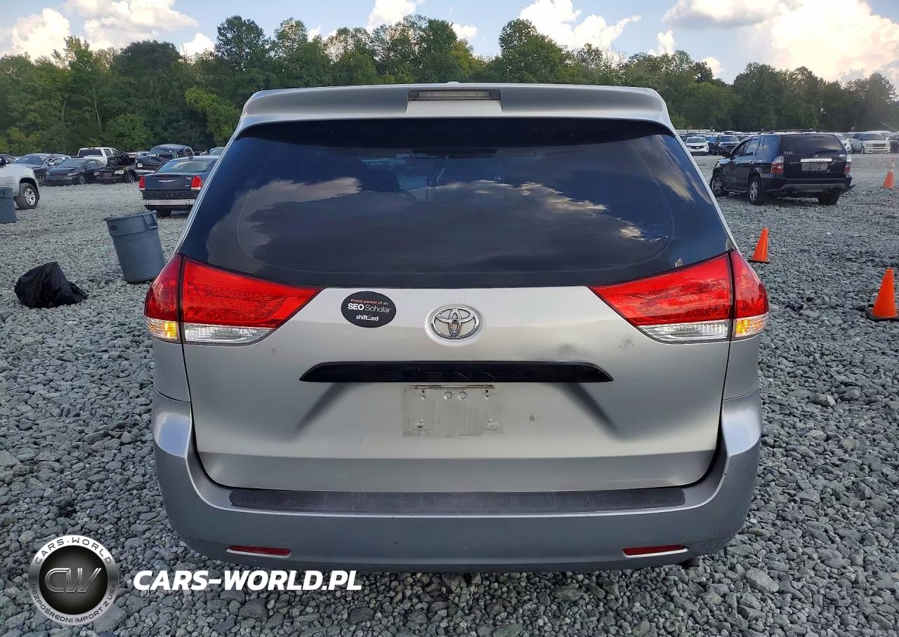 2011 Toyota Sienna Base 7-Passenger VIN:5TDZK3DC1BS013962 - 6
