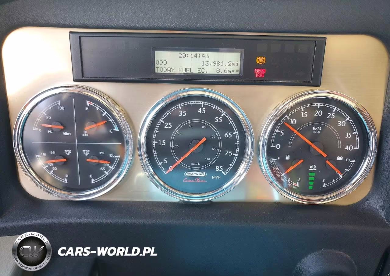 2018 Pace Arrow VIN:4UZACJFC5JCJW1314 - 8