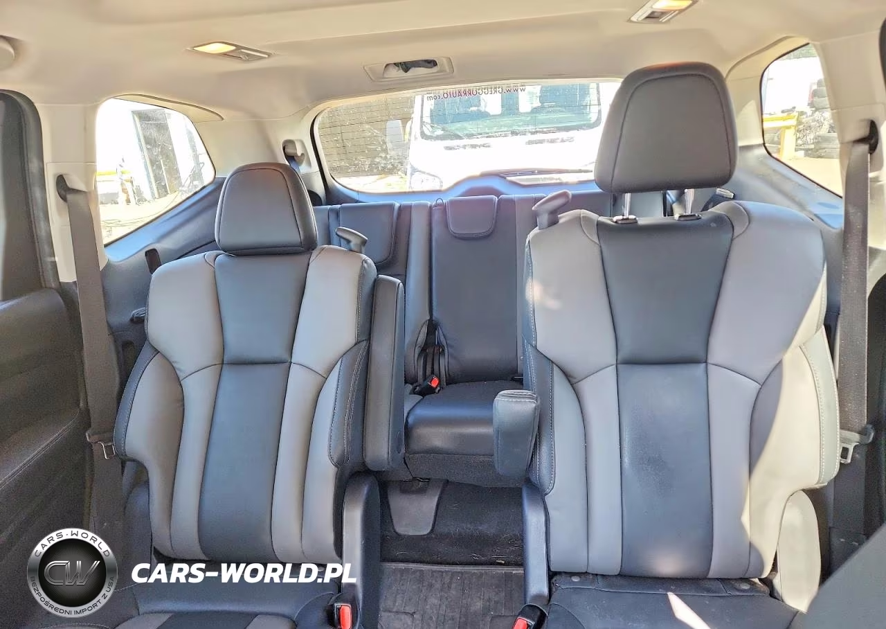 2022 Subaru Ascent Onyx Edition VIN:4S4WMAJD3N3440074 - 10