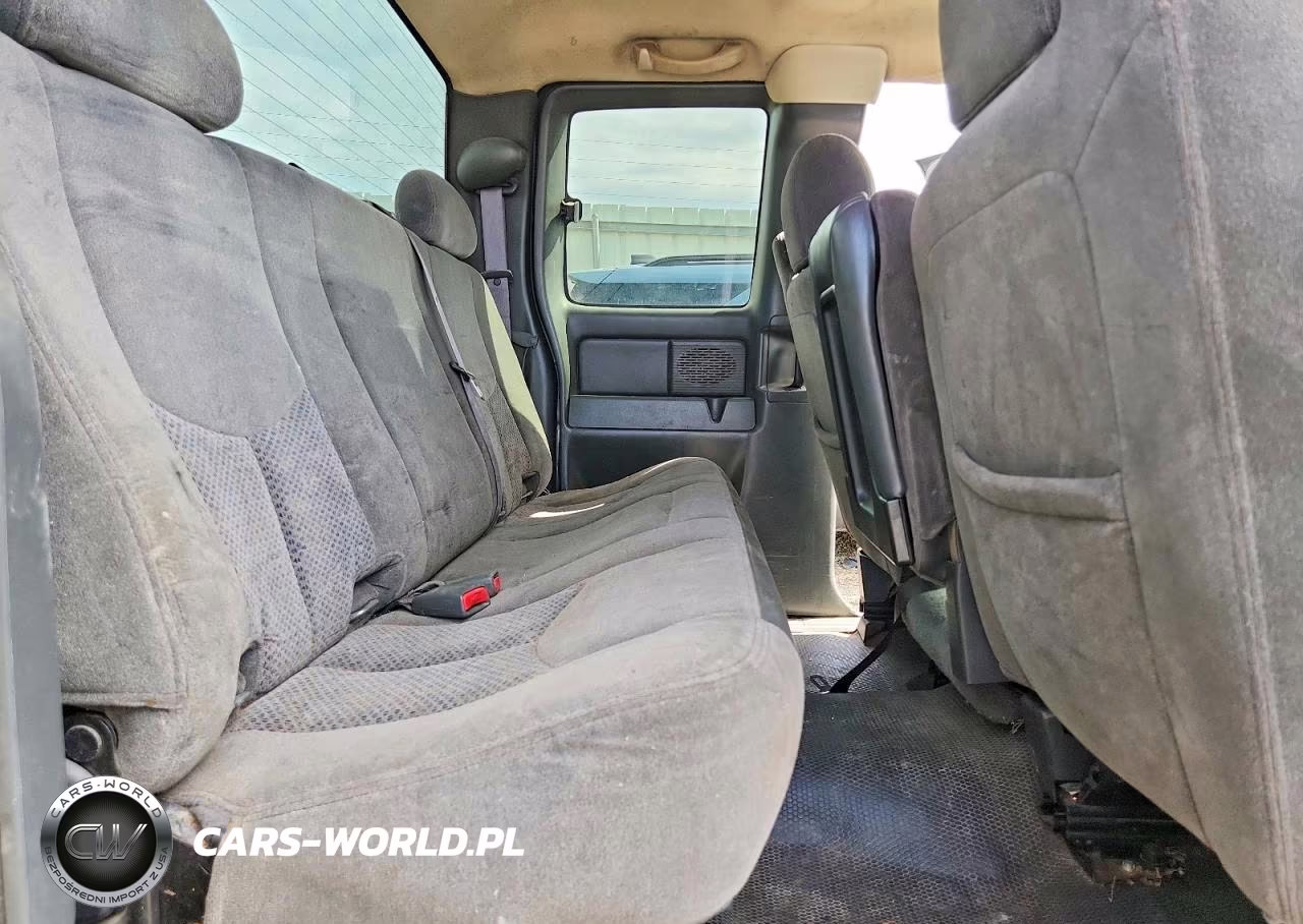 2007 Chevrolet Silverado K2500 Heavy Duty VIN:1GCHK29U57E135521 - 10