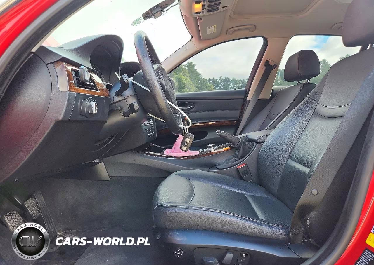 2010 BMW 335 Xi VIN:WBAPL3C57AA776195 - 7