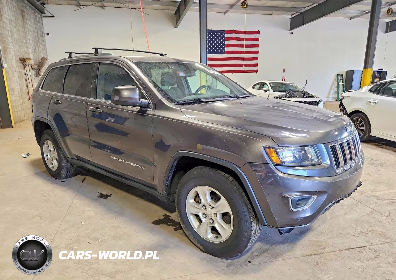2015 Jeep Grand Cherokee Laredo VIN:1C4RJFAG3FC151568 - 4