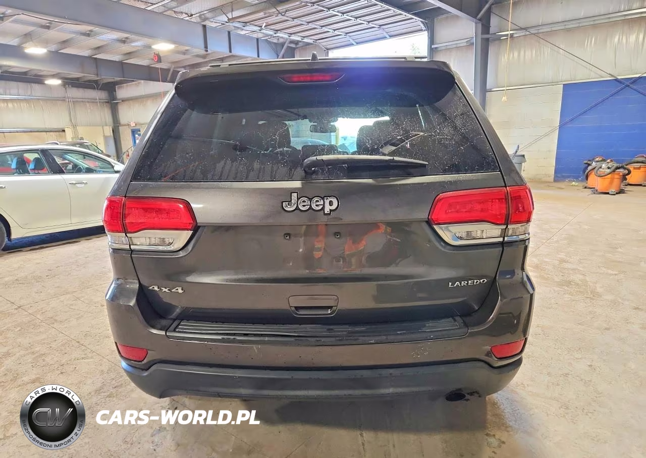 2015 Jeep Grand Cherokee Laredo VIN:1C4RJFAG3FC151568 - 6