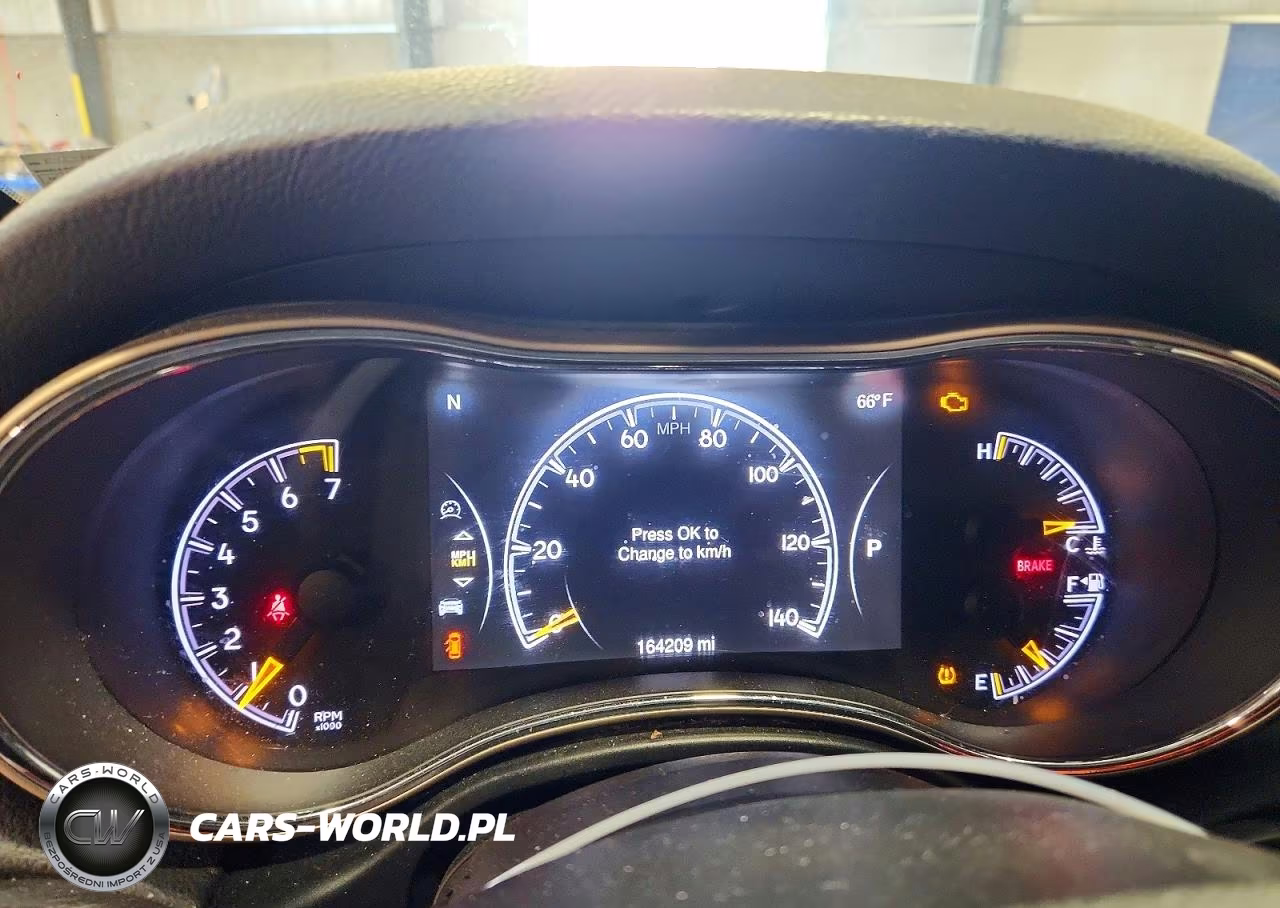 2015 Jeep Grand Cherokee Laredo VIN:1C4RJFAG3FC151568 - 9