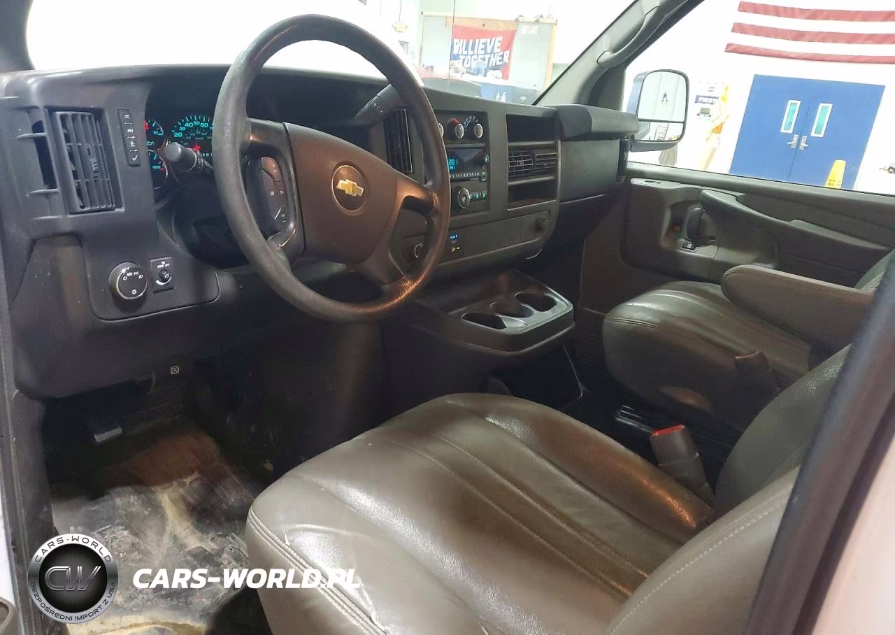 2014 Chevrolet Express 2500 Utility - Service Van VIN:1GCWGFCA5E1205845 - 8