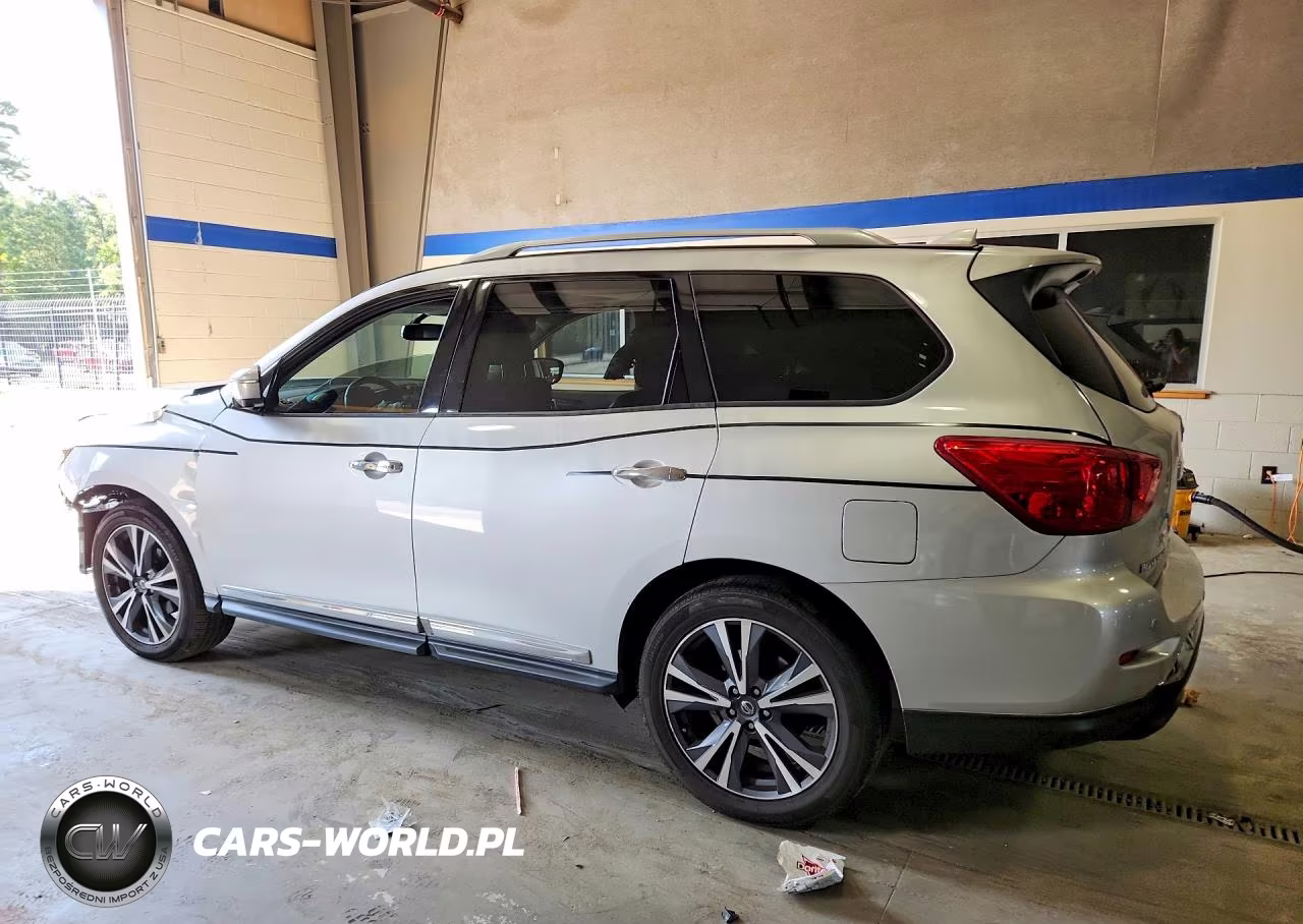 2020 Nissan Pathfinder Platinum VIN:5N1DR2DM1LC592202 - 2
