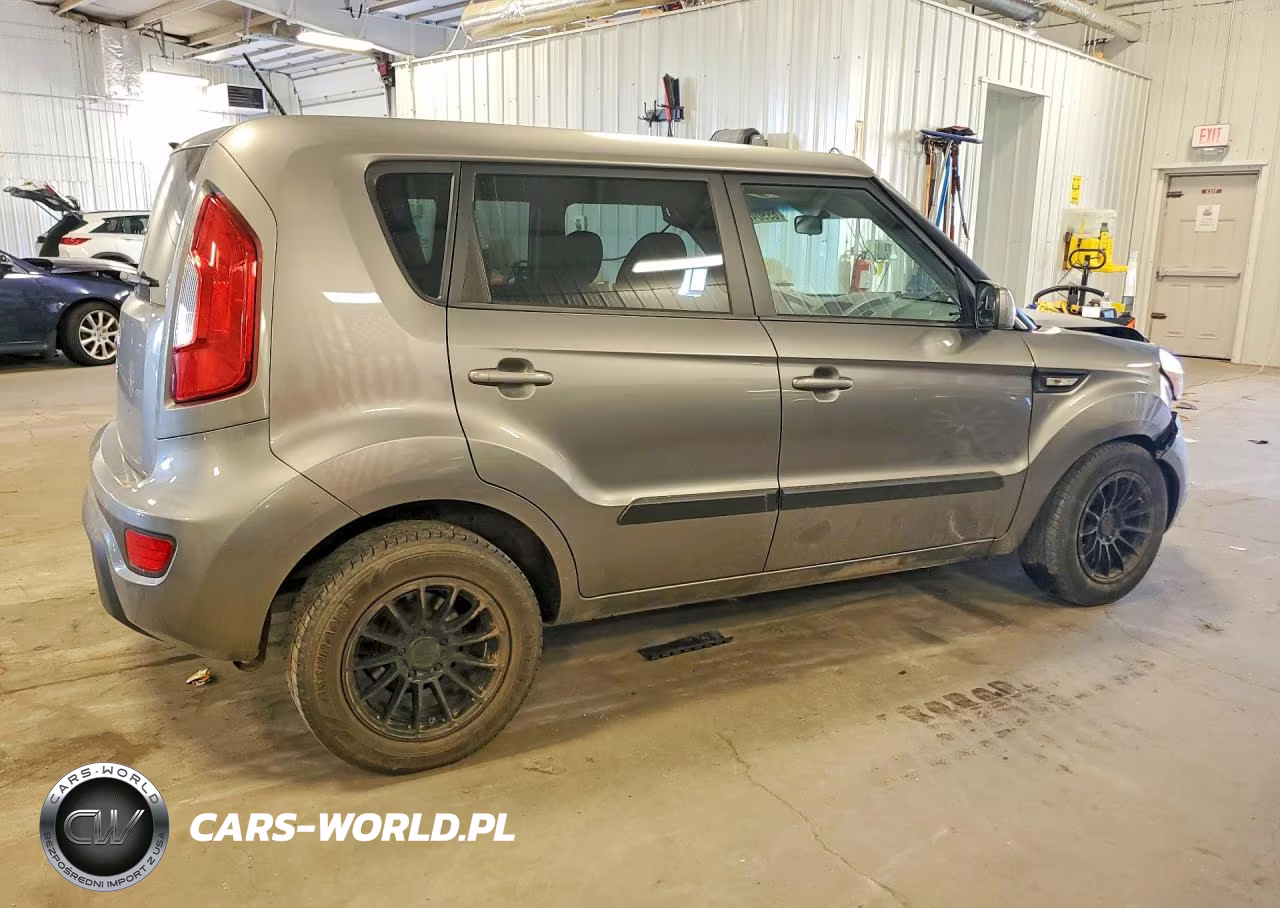 2013 Kia Soul Base VIN:KNDJT2A50D7524599 - 3