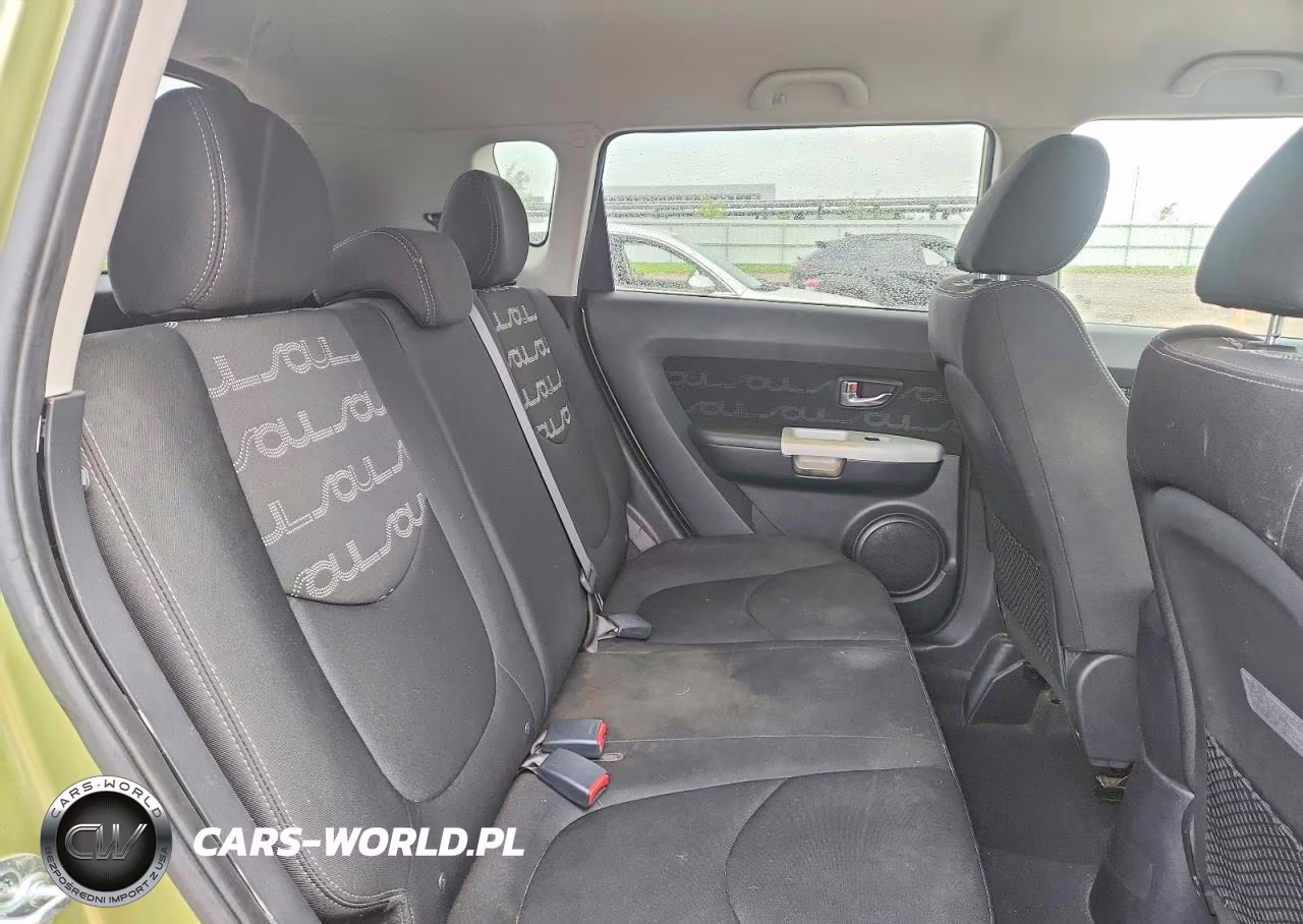 2012 Kia Soul + VIN:KNDJT2A63C7372695 - 10