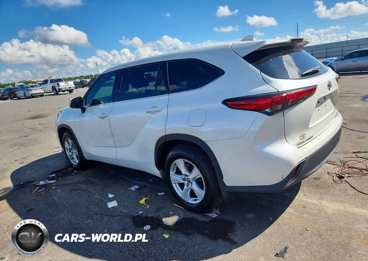 2020 Toyota Highlander Le VIN:5TDBZRBH6LS514104 - 2