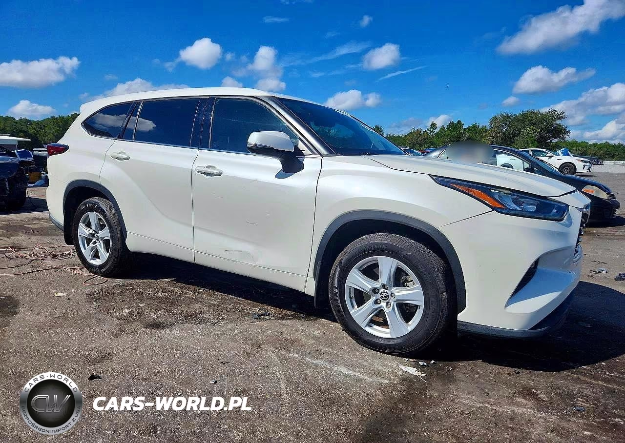 2020 Toyota Highlander Le VIN:5TDBZRBH6LS514104 - 4