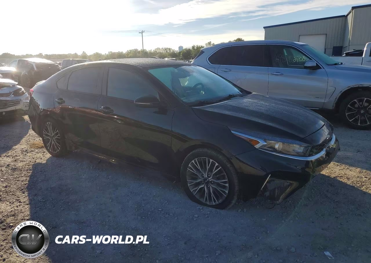 2023 Kia Forte Gt Line VIN:3KPF54AD1PE533464 - 4