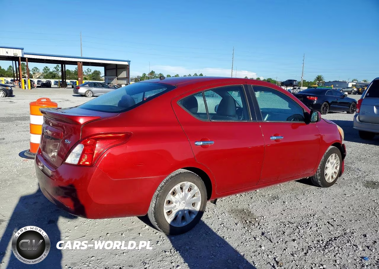 2014 Nissan Versa 1.6 S VIN:3N1CN7AP9EL825440 - 3