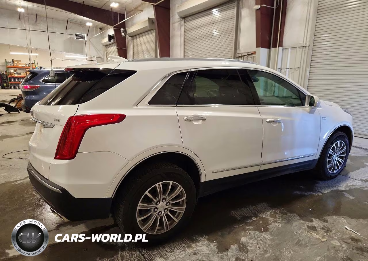 2018 Cadillac Xt5 Luxury VIN:1GYKNDRSXJZ184876 - 3