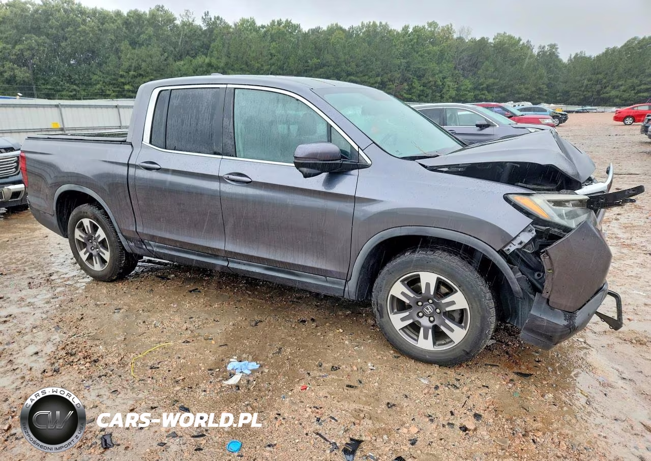 2017 Honda Ridgeline Rtl VIN:5FPYK3F66HB030120 - 4