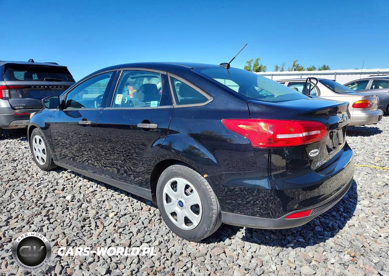 2017 Ford Focus S VIN:1FADP3E20HL312716 - 2