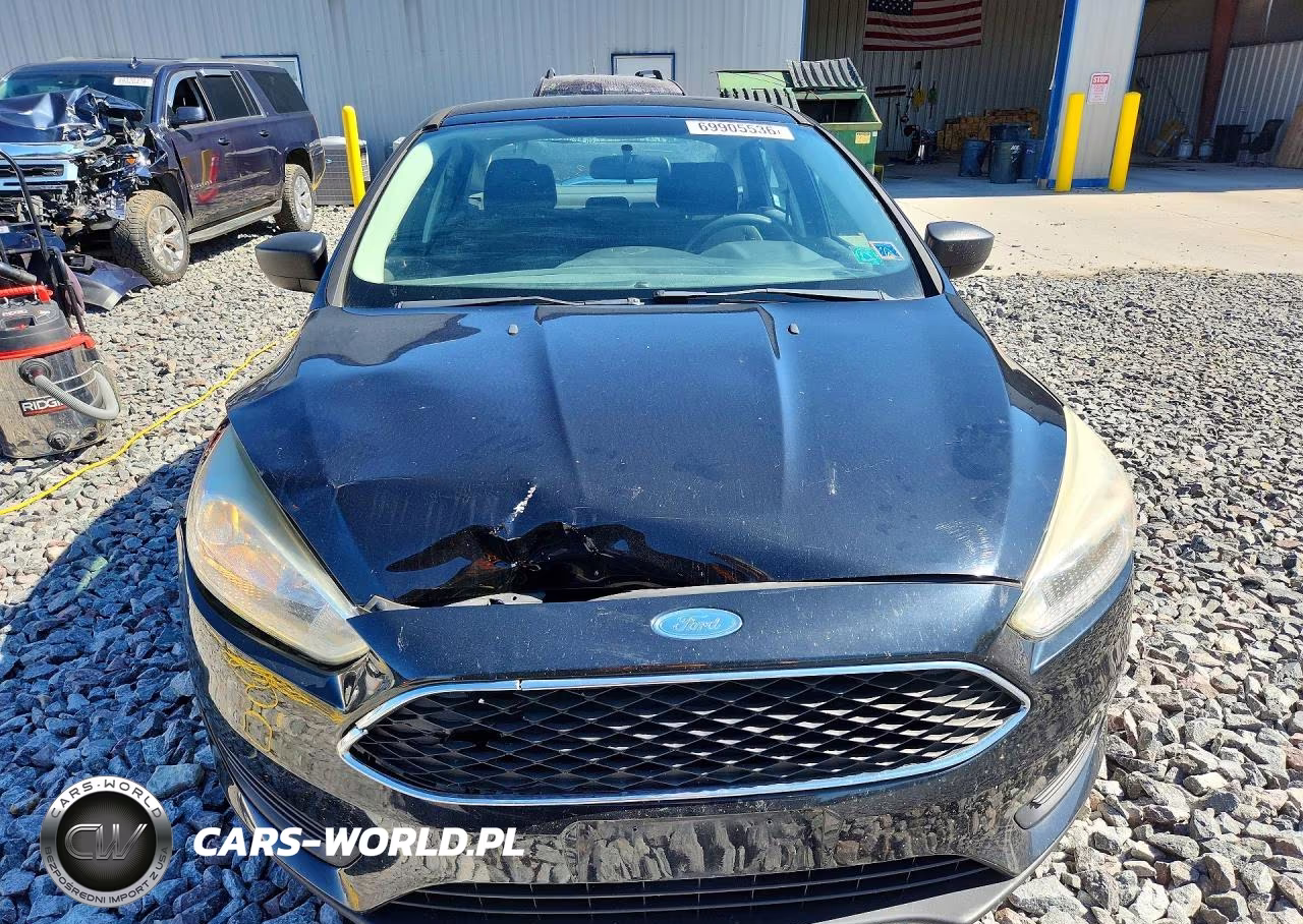 2017 Ford Focus S VIN:1FADP3E20HL312716 - 5