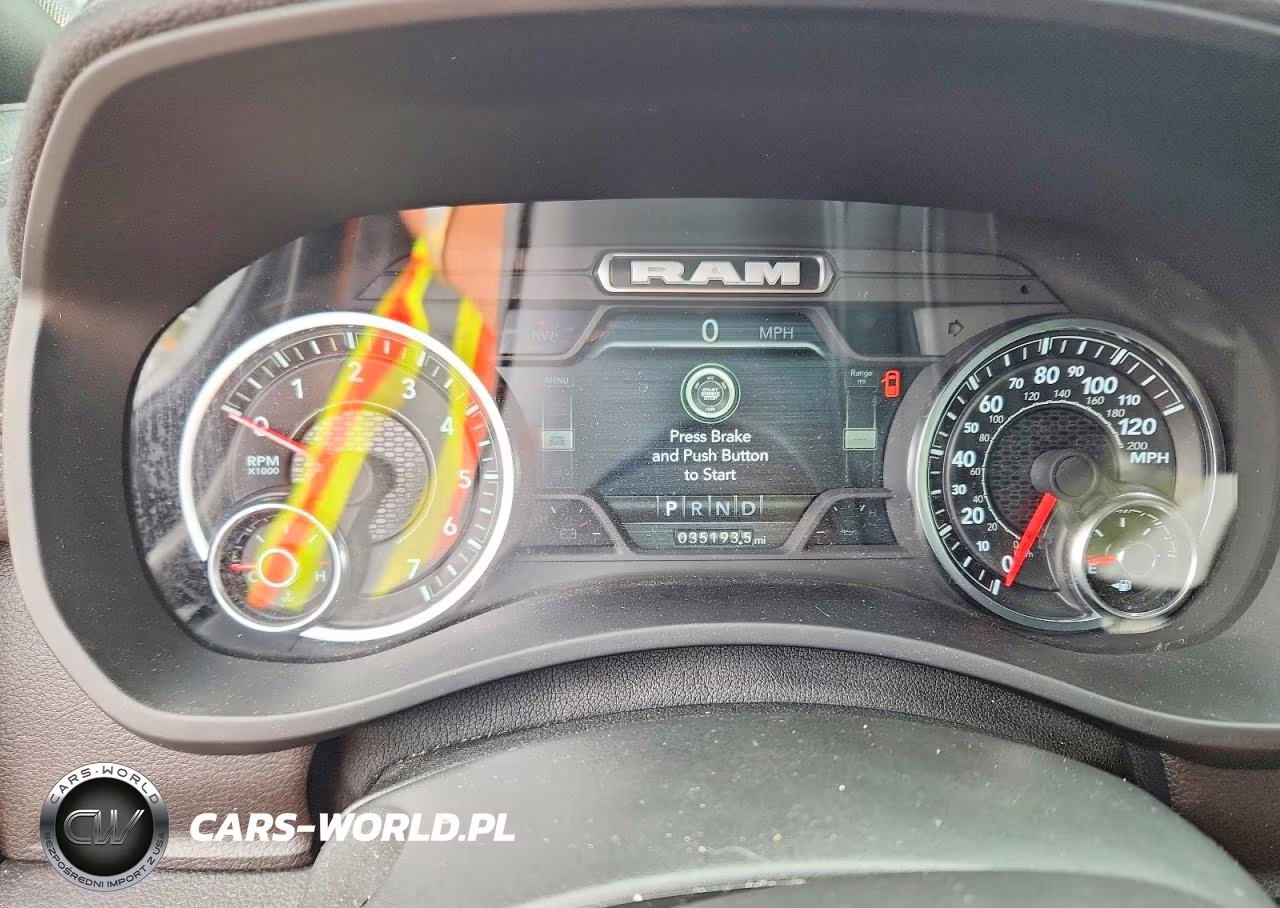2024 Ram 2500 Laramie VIN:3C6UR5FJ4RG328686 - 9