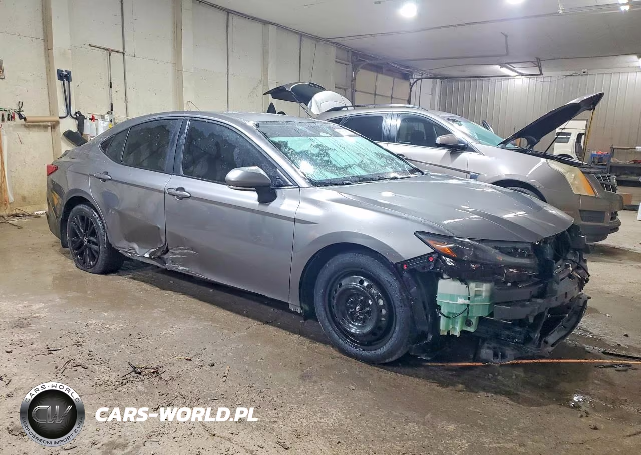 2026 Toyota Camry Se VIN:4T1DAACK5TU696896 - 4