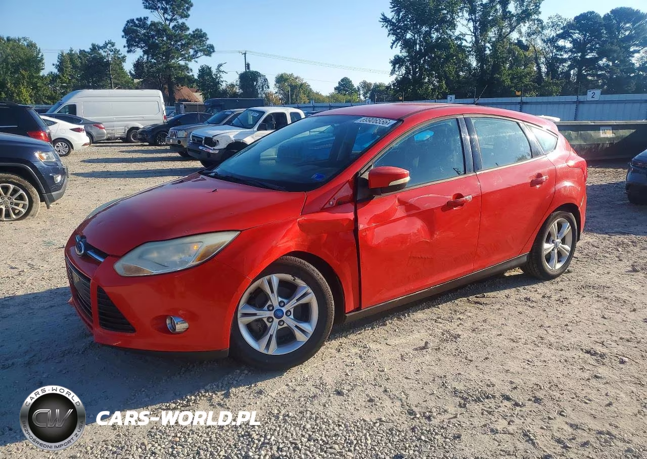 2012 Ford Focus Se VIN:1FAHP3K2XCL118144 - 1