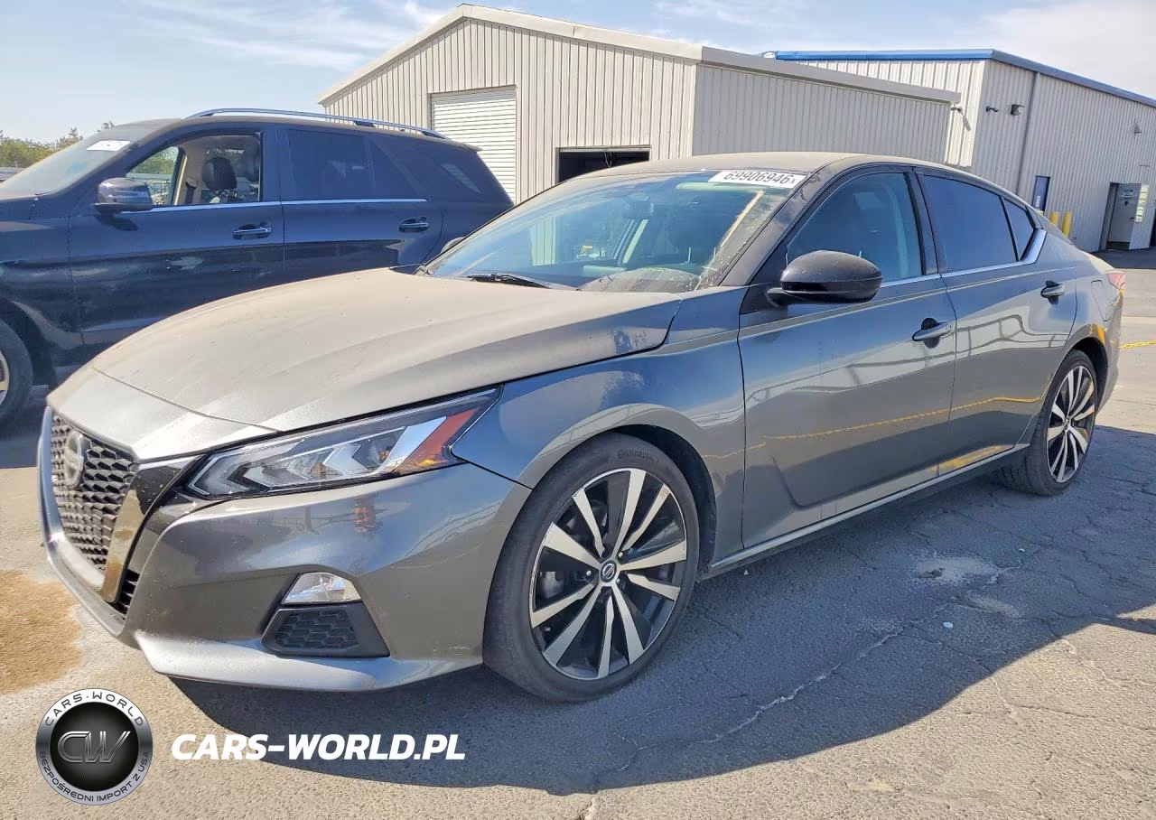 2020 Nissan Altima