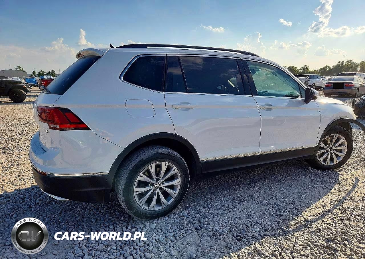 2018 Volkswagen Tiguan Se VIN:3VV3B7AX3JM163091 - 3