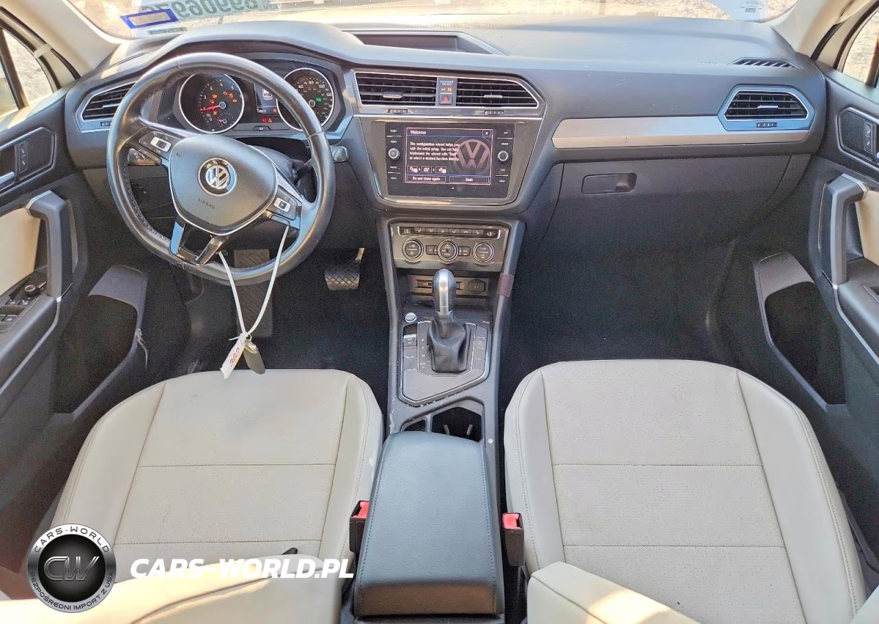 2018 Volkswagen Tiguan Se VIN:3VV3B7AX3JM163091 - 8