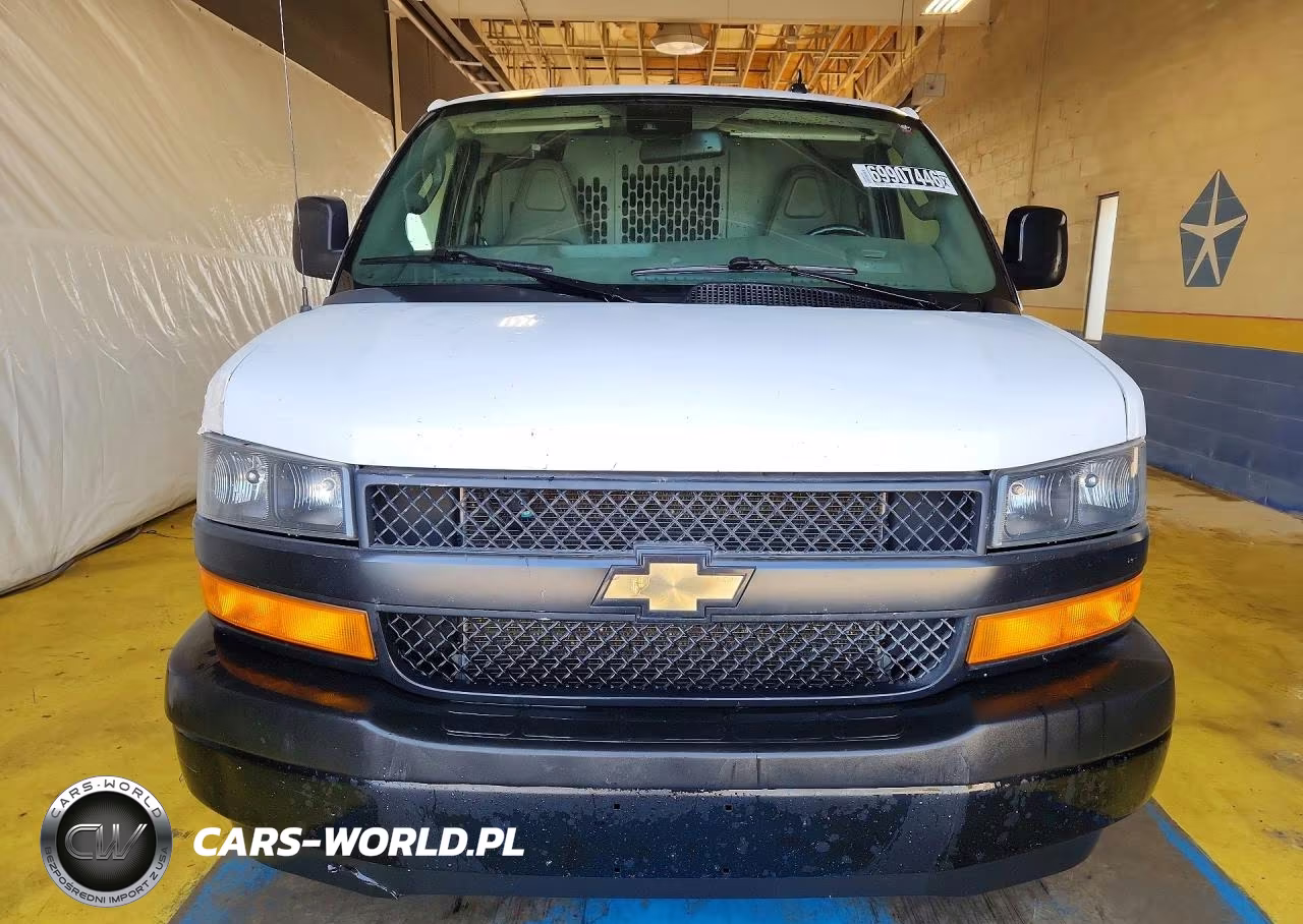 2021 Chevrolet Express G2500 VIN:1GCWGAFP9M1302113 - 5