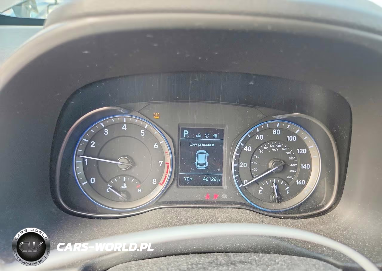 2018 Hyundai Kona Se VIN:KM8K1CAA5JU114466 - 9