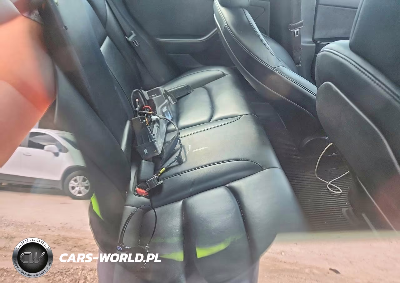 2022 Tesla Model 3 VIN:5YJ3E1EA6NF372019 - 10