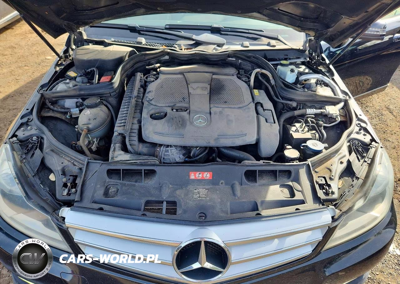 2013 Mercedes-Benz C 300 4Matic VIN:WDDGF8AB6DG127821 - 11