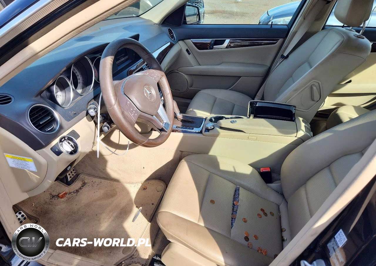 2013 Mercedes-Benz C 300 4Matic VIN:WDDGF8AB6DG127821 - 7