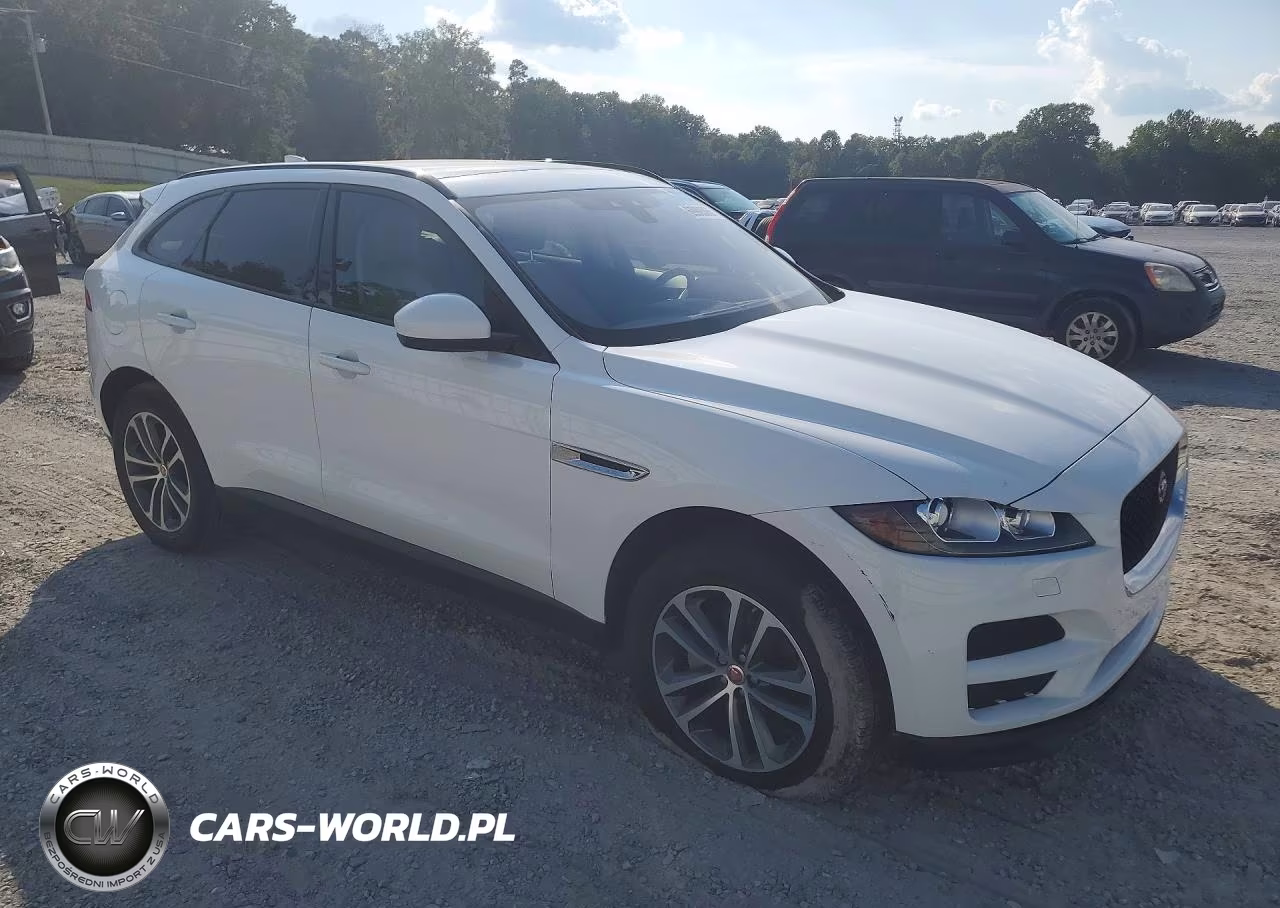 2018 Jaguar F-Pace Premium VIN:SADCJ2FN7JA262445 - 4