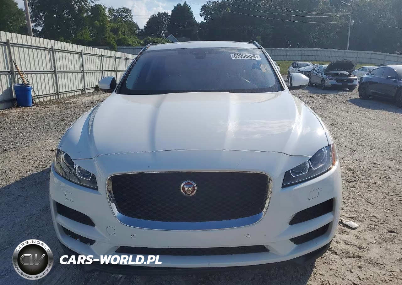 2018 Jaguar F-Pace Premium VIN:SADCJ2FN7JA262445 - 5