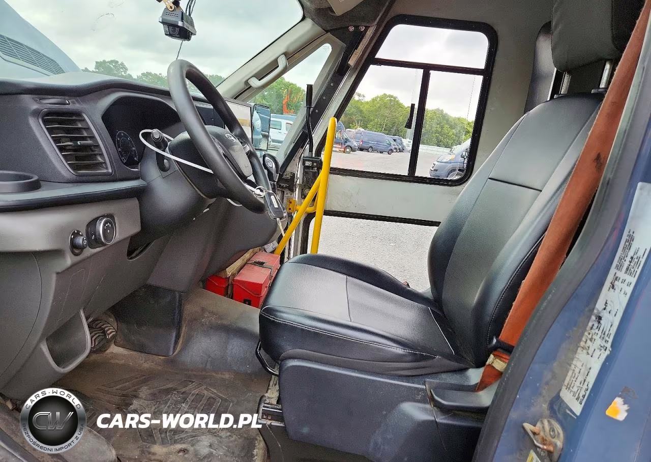 2021 Ford Transit Delivery Truck VIN:1FDDF6P89MKA82217 - 7