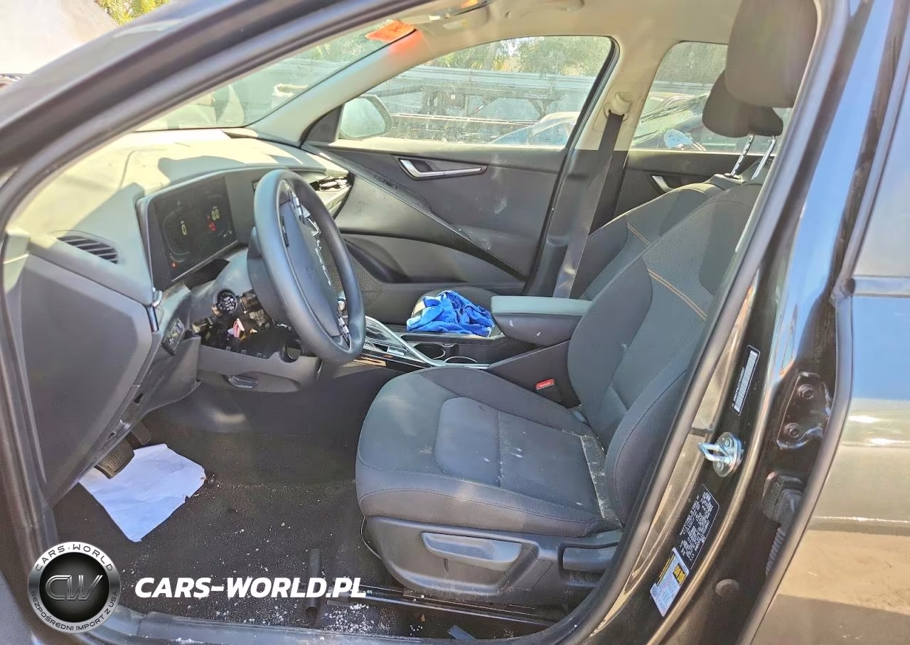2026 Kia Niro Lx VIN:KNDCP3LE1T5339567 - 7
