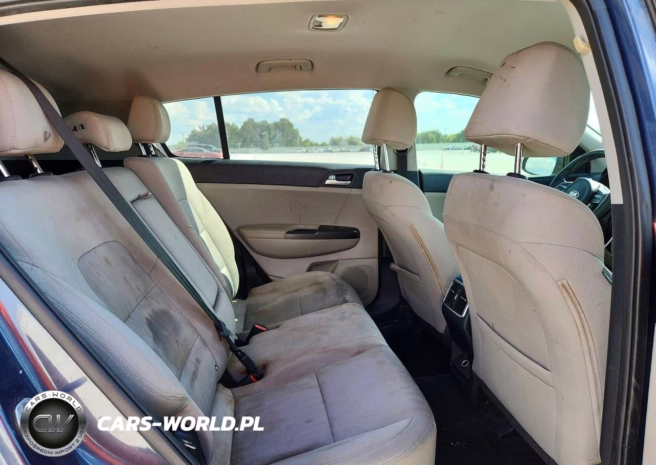 2020 Kia Sportage Lx VIN:KNDPM3AC6L7712683 - 10