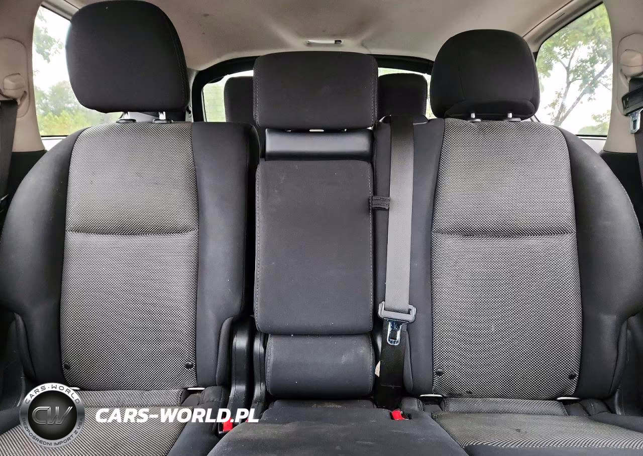 2018 Nissan Pathfinder S VIN:5N1DR2MM7JC626124 - 10