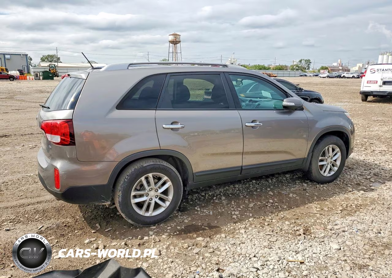 2015 Kia Sorento Lx VIN:5XYKT4A73FG640516 - 3