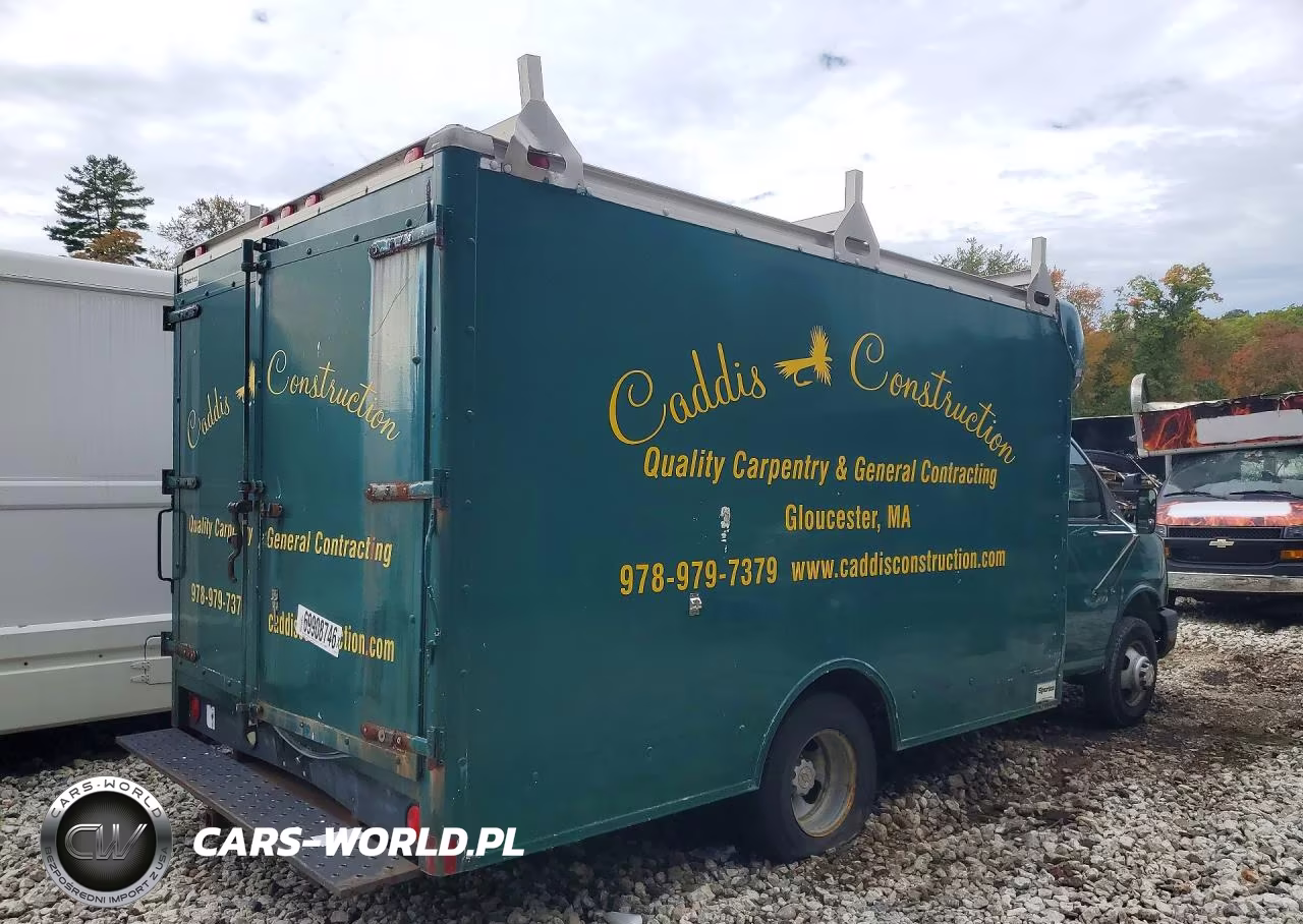 2003 Chevrolet Express G3500 VIN:1GBJG31UX31232935 - 3