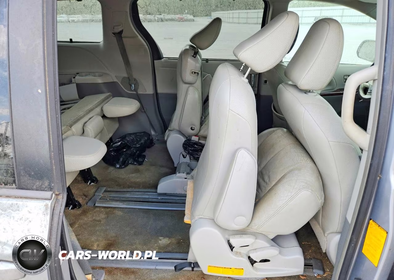 2012 Toyota Sienna Xle 8-Passenger VIN:5TDYK3DC4CS219841 - 10