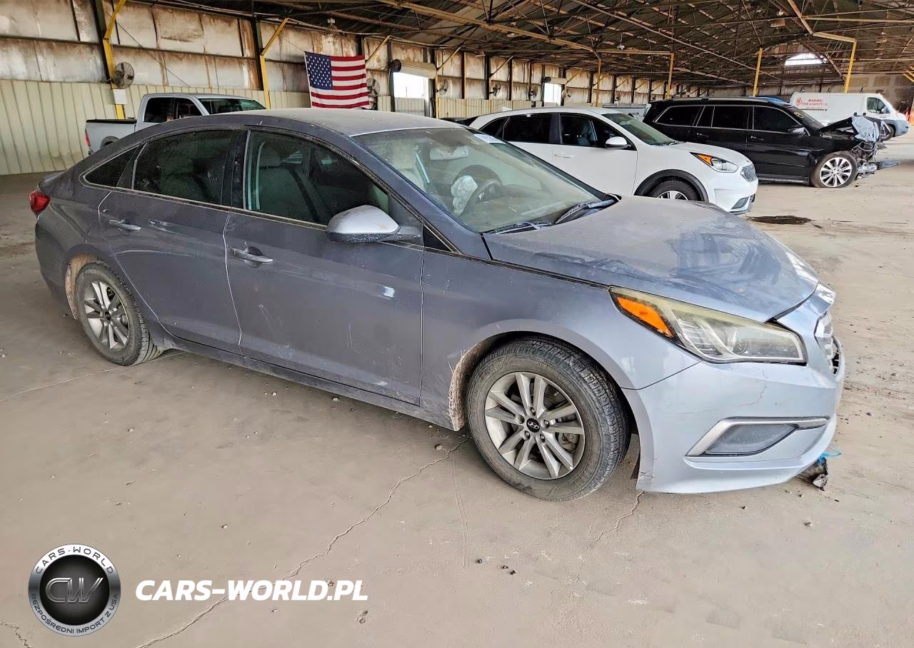 2016 Hyundai Sonata Se VIN:5NPE24AFXGH405788 - 4