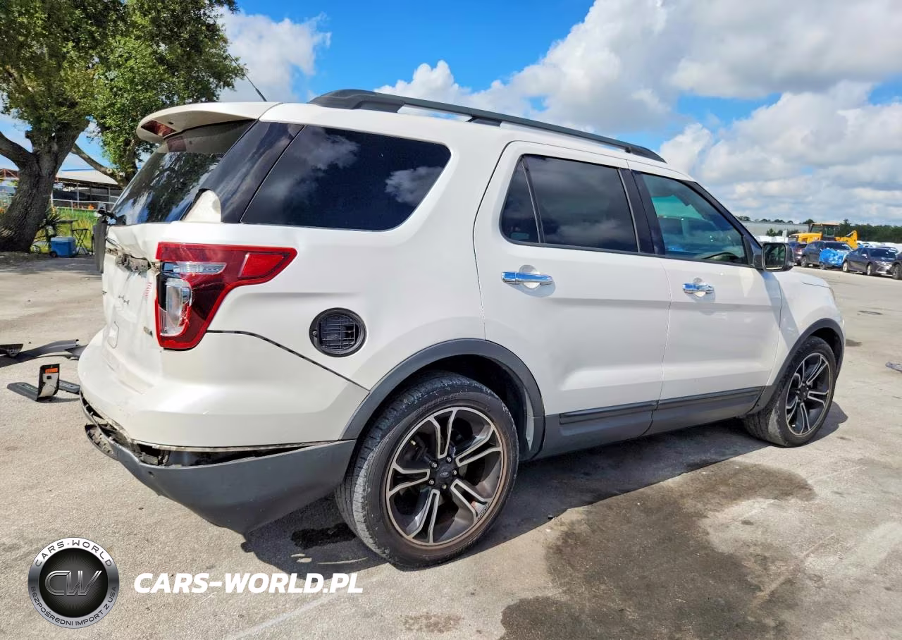 2014 Ford Explorer Sport VIN:1FM5K8GT8EGB88629 - 3
